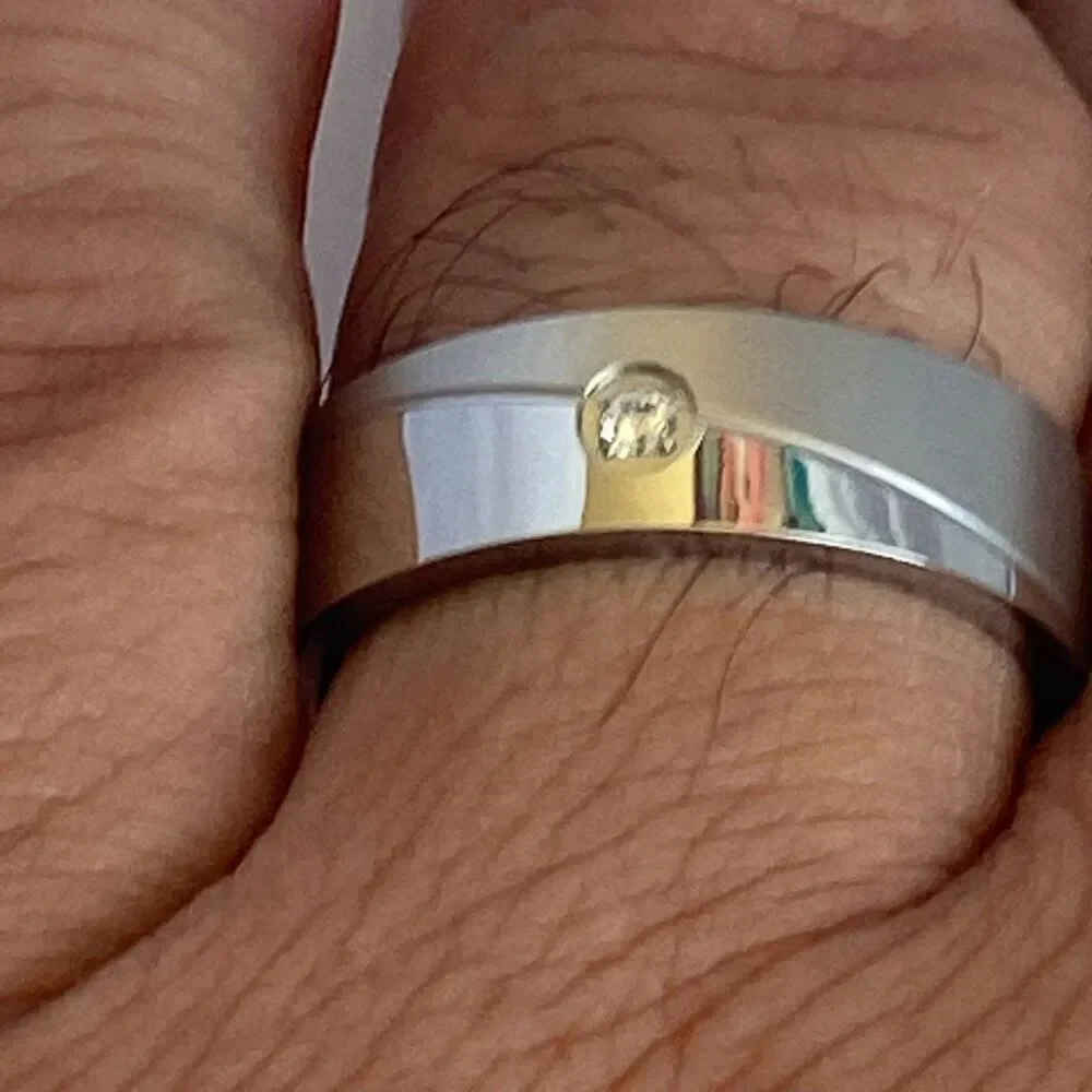 Men’s Stainless Steel Ring Size 10 Silver Band w/ CZ Stone Minimalist